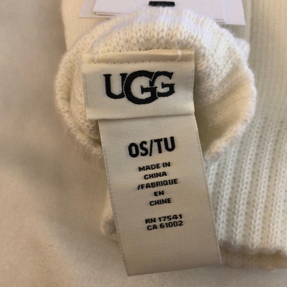 UGG Ivory White Knit Gloves Touch Screen Compatible Finger Tips OS NWT - Picture 6 of 12